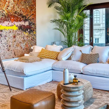Апартаменты Skylife Art Gallery Loft - Riverfront Art Sanctuary Рим