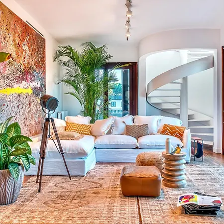 아파트 Skylife Art Gallery Loft - Riverfront Art Sanctuary *