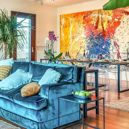 아파트 Skylife Art Gallery Loft - Riverfront Art Sanctuary *