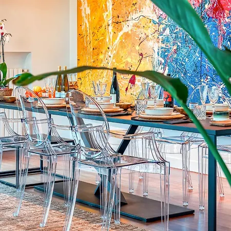 아파트 Skylife Art Gallery Loft - Riverfront Art Sanctuary *