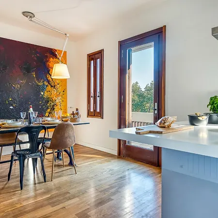 아파트 Skylife Art Gallery Loft - Riverfront Art Sanctuary